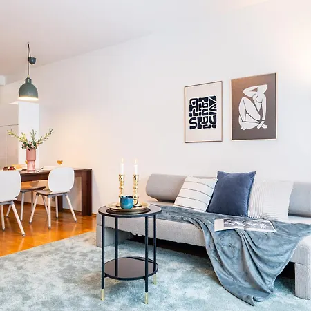 Days - One Bedroom With Balcony And 200mbps Wifi شقة *