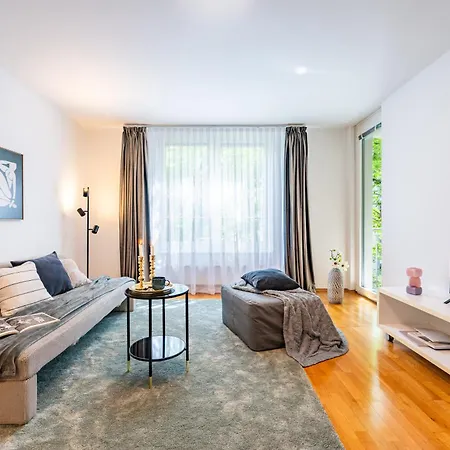 Days - One Bedroom With Balcony And 200mbps Wifi Appartement *